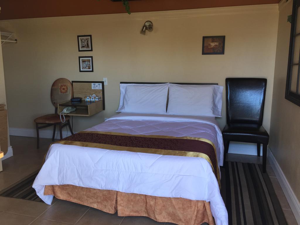 Motel Montgolfière JP Saint-Jean-sur-Richelieu Extérieur photo
